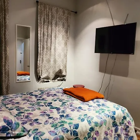 Museum Mile By Park Homestay *