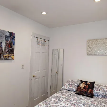 Museum Mile By Park Homestay New York
