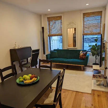 Museum Mile By Park Homestay New York