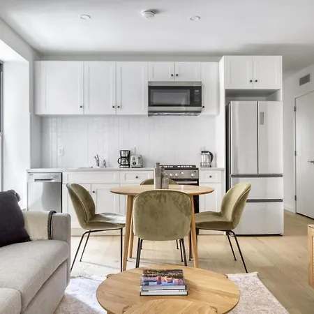 Apartment Downtown Brooklyn 2br W Wd Nr Barclays Center Nyc-657 New York