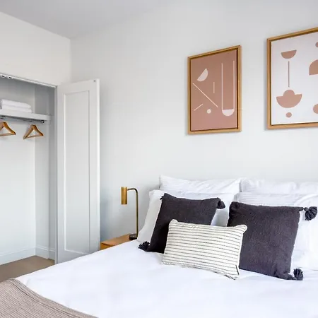 Uws 2br W Gym Doorman Nrcentral Park Nyc-514 Apartment