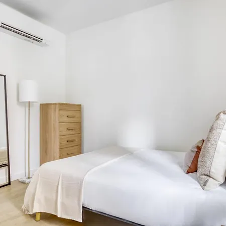 Downtown Brooklyn 2br W Wd Nr Barclays Center Nyc-657 *