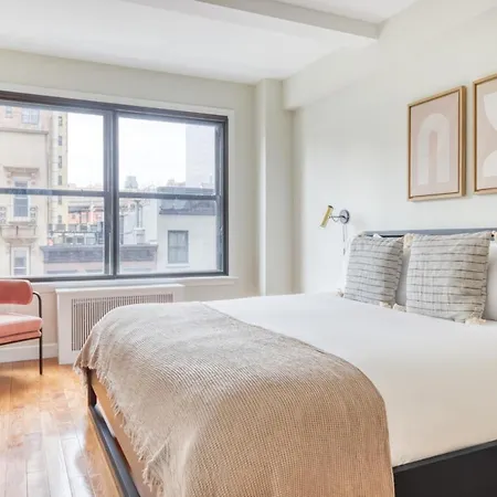 Midtown E 2br W Doorman Nr E River Nyc-749 Apartment