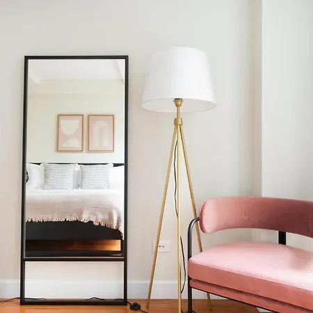 Midtown E 2br W Doorman Nr E River Nyc-749 Apartment New York