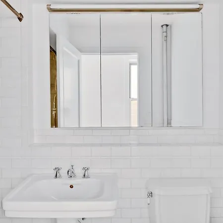 Ues 2br W Doorman Nr Met Park Nyc-716 Apartment *