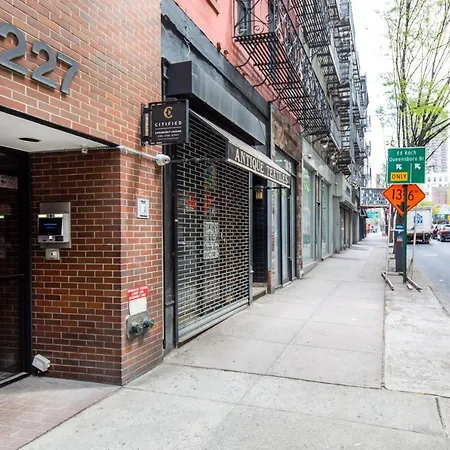 Ues 2br W Wd Elevator Nr Bloomingdales Nyc-873 *