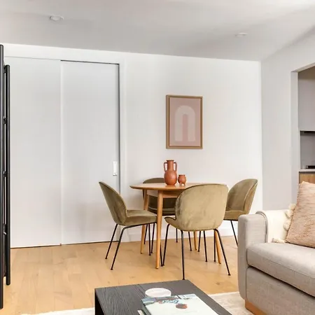 Ues 2br W Wd Elevator Nr Bloomingdales Nyc-873 *