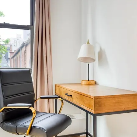 Ues 2br W Wd Elevator Nr Bloomingdales Nyc-873