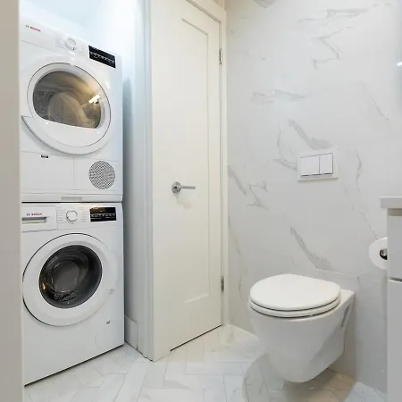 Apartment Furnished 3br At Upper East Side *