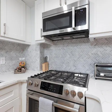 Furnished 3br At Upper East Side New York