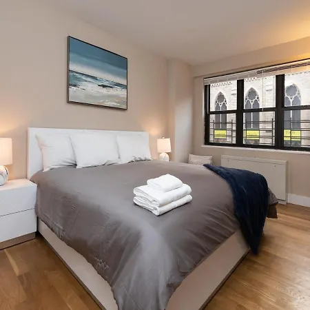 Furnished 3br At Upper East Side Apartment New York