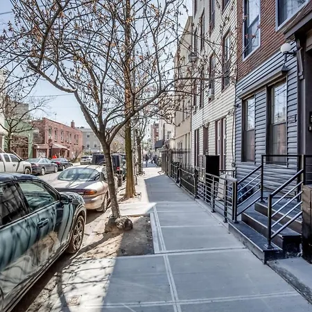 Williamsburg 2br W Wd In Nr Domino Park Nyc-1135 *