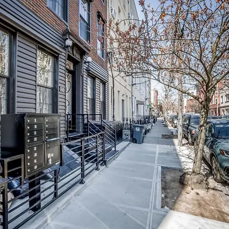 Williamsburg 2br W Wd In Nr Domino Park Nyc-1135 New York