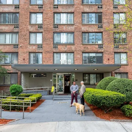 Uws 2br W Doorman Nr 123 Subway Nyc-812 Apartment