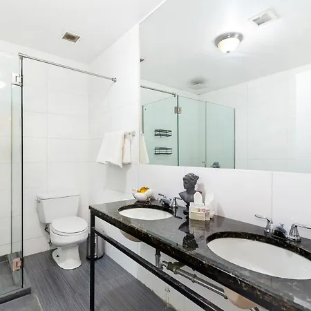Luxurious 3 Bedroom Soho *