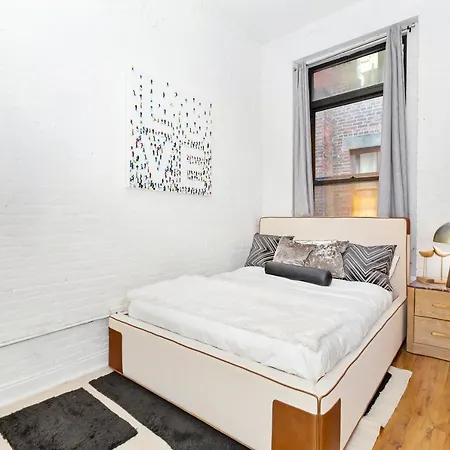Apartment Luxurious 3 Bedroom Soho