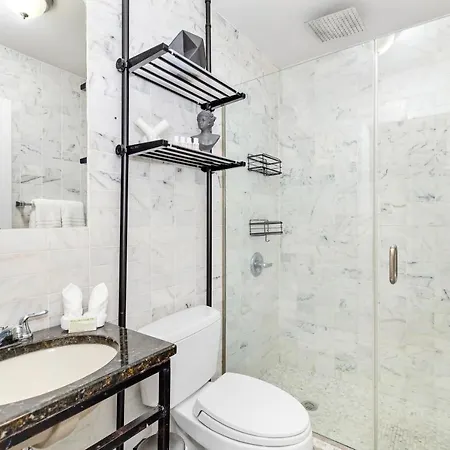 Luxurious 3 Bedroom Soho New York