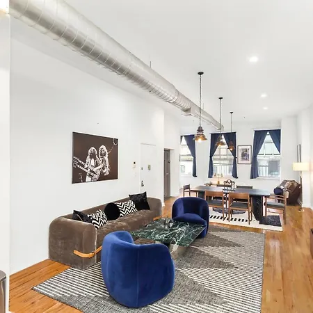 Luxurious 3 Bedroom Soho Apartment New York