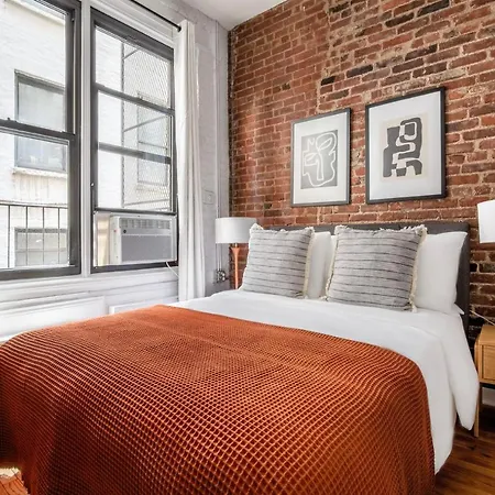 Gramercy Park 1br W Elevator Laundry Nr Park Nyc-1141 New York