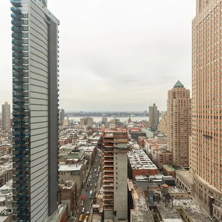 Modern Bright Times Sq 1br W Indoor Pool Nyc-8 Apartment