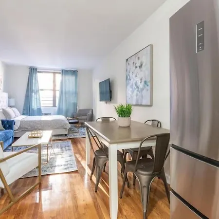 Furnished Studio In Upper East Side *