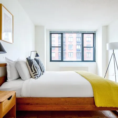 Murray Hill 1br W Doorman Gym Pool Parking Nyc-581 * New York
