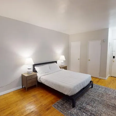 Apartment Furnished 782 East Village
