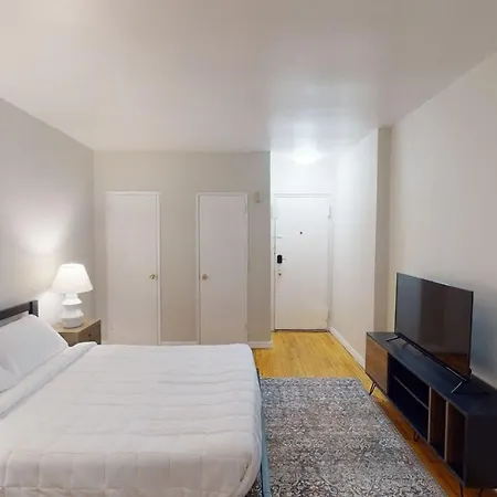 Apartment Furnished 782 East Village
