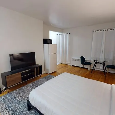 Furnished 782 East Village * New York