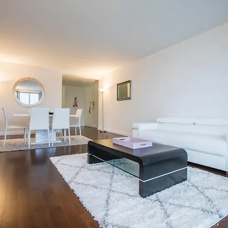 Amazing Murray Hill Apartment *