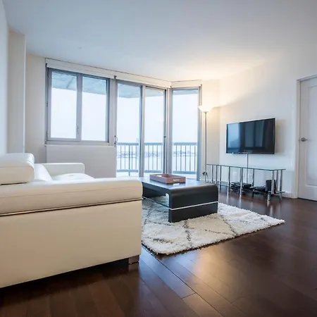 Amazing Murray Hill Apartment *