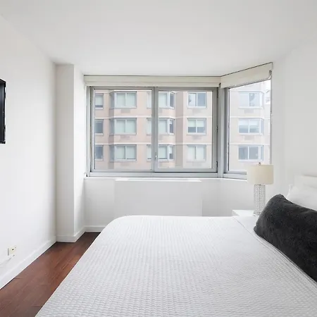 Amazing Murray Hill Apartment