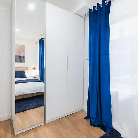 Apartment 13-1 I Brand New Luxury 2br Prime Union Square New York