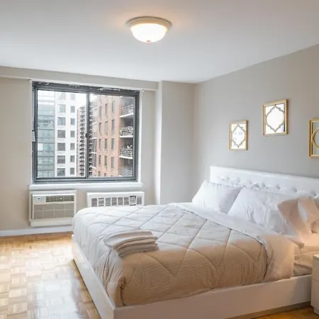 Beautiful 2 Bedroom In Coloumbus Avenue Apartment