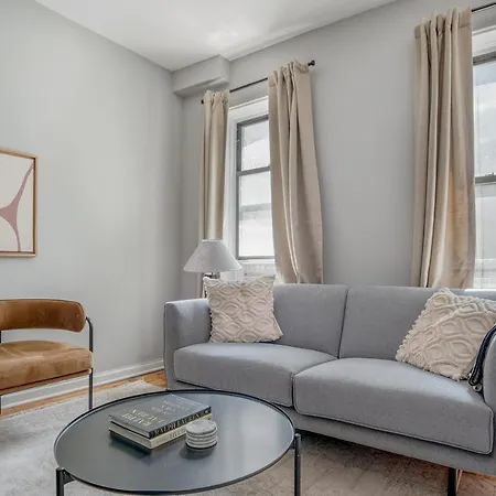 Apartment East Harlem 2br W Elevator Wd Nr East River Nyc-1159