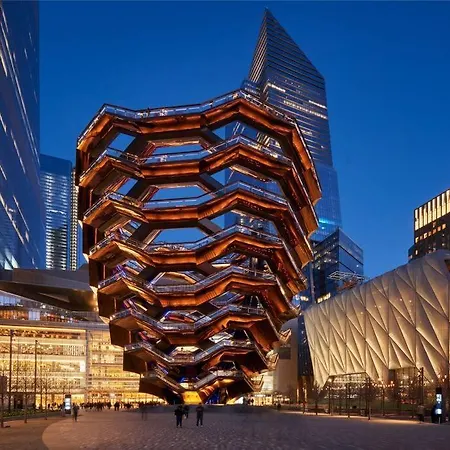 Amazing 2 Bedroom By Time Sq New York