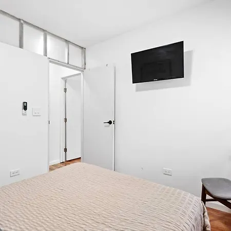 Sleek Modern 2br In Bed-stuy Brooklyn Apartment