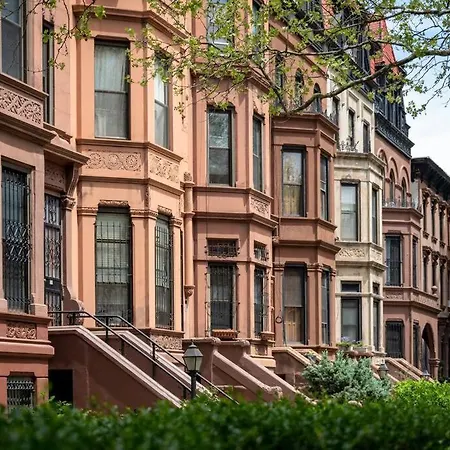 Sleek Modern 2br In Bed-stuy Brooklyn Apartment
