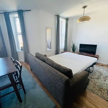 Sleek Modern 2br In Bed-stuy Brooklyn Apartment *