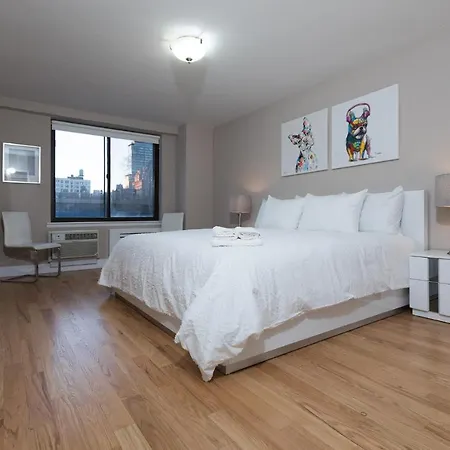 Awesome 2 Bedroom In Nyc *