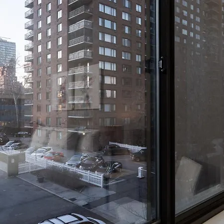 Awesome 2 Bedroom In Nyc * New York