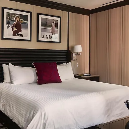 The Iroquois Times Square, A Small Luxury Hotel New York