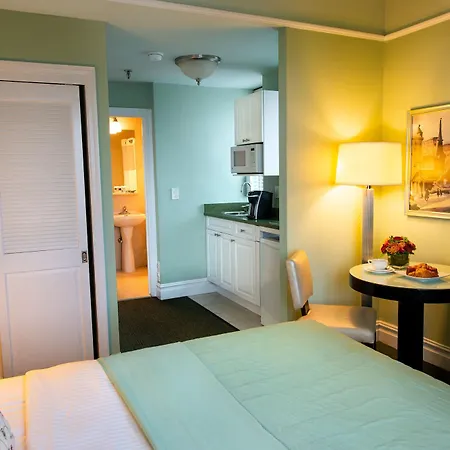 Beacon Hotel 4*