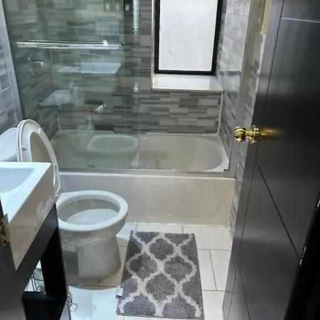 6-bedroom By Central Park *