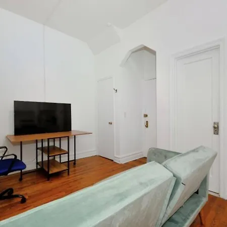 Comfortable 2 Bedroom In Midtown!! Apartment New York