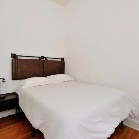 Comfortable 2 Bedroom In Midtown!! New York