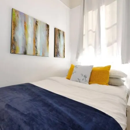 Apartment Relaxing 3 Bedroom Near Times Square