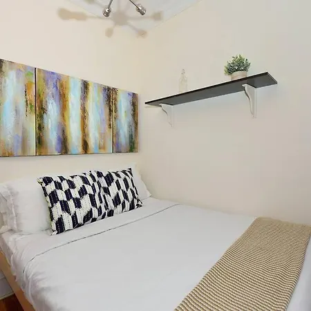 Amazing 3 Bedroom Near Times Square Apartment *
