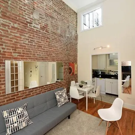 Amazing 3 Bedroom Near Times Square Apartment