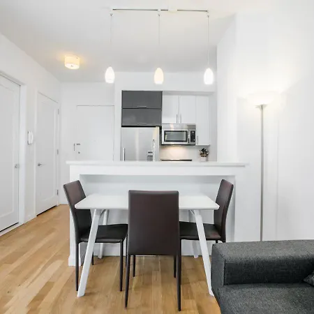 Modified Two Bd At Columbus Avenue